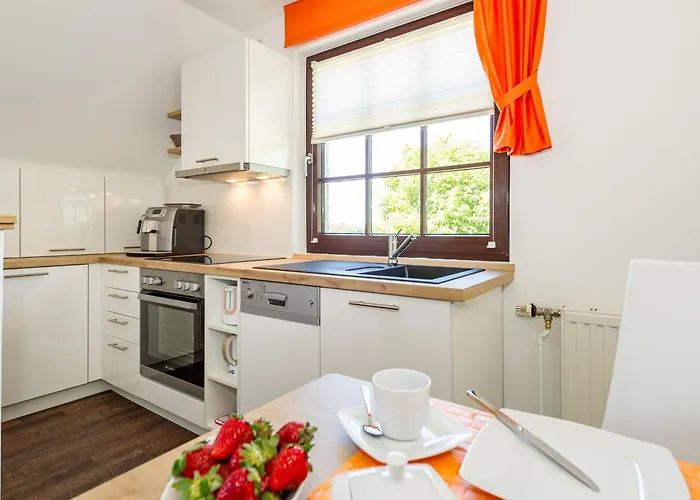 Selliner Mit Balkon Und Seeblick *